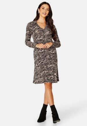 Happy Holly Viola button dress Patterned 32/34