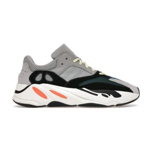 Ultimate Wave Runner Sneakers