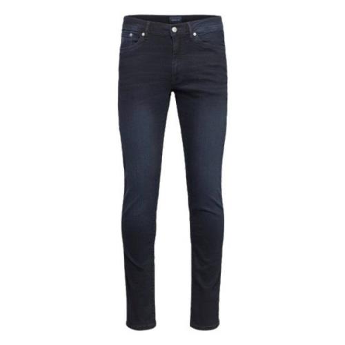 Active-Recover Slim-Fit Jeans