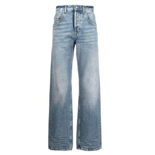 Lysblå Straight-Leg Jeans