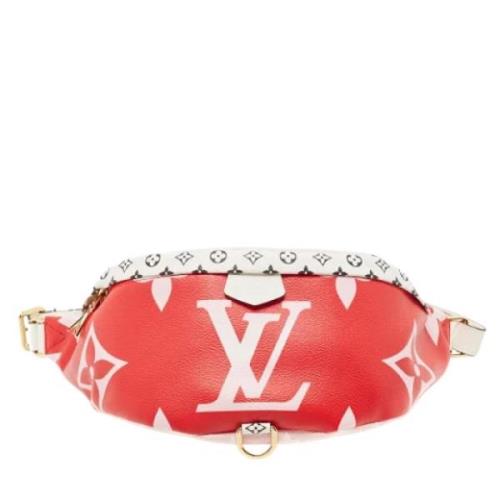 Pre-owned Rodbelagt lerret Louis Vuitton Bumbag