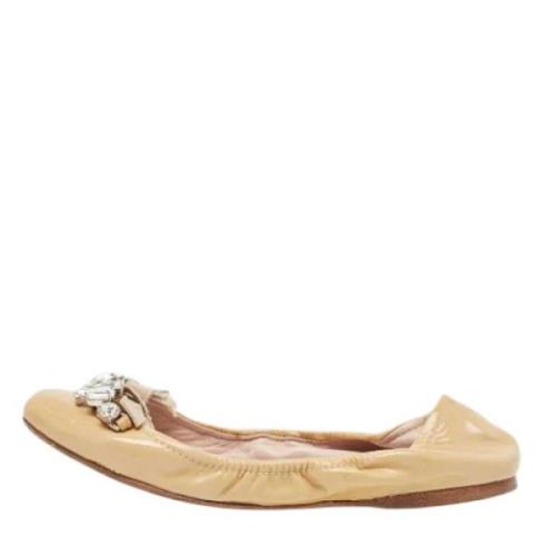 Pre-owned Beige skinn Miu Miu leiligheter