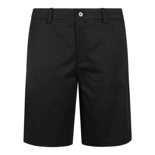 Svart Axis Shorts