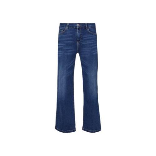 Utsvingte jeans