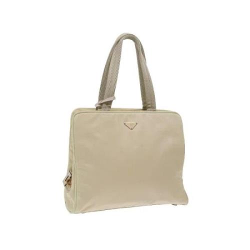 Pre-owned Nylon handbags