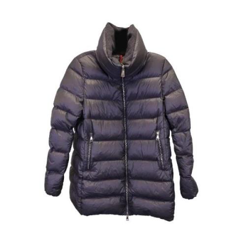 Pre-owned Nylon outerwear