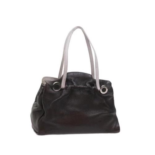 Pre-owned Leather handbags