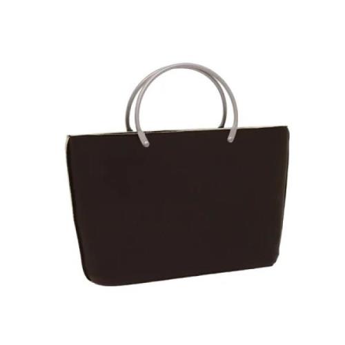 Pre-owned Nylon handbags