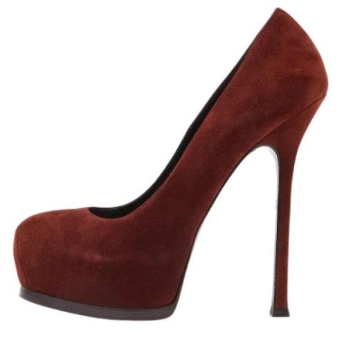 Pre-owned Suede heels