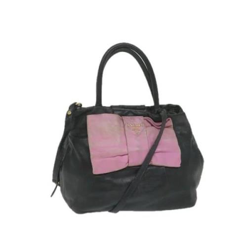 Pre-owned Leather handbags