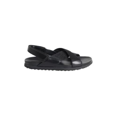 Pre-owned Leather sandals