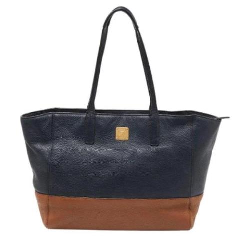 Pre-owned Leather totes