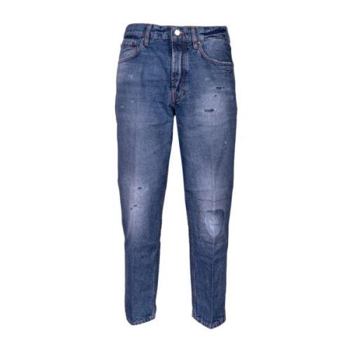 Menns Carrot Fit Jeans med Distressed Knee og Patch Effect. Lav Midje....