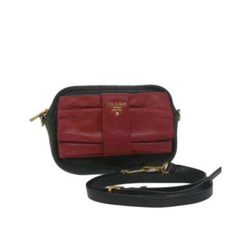 Pre-owned Leather prada-bags