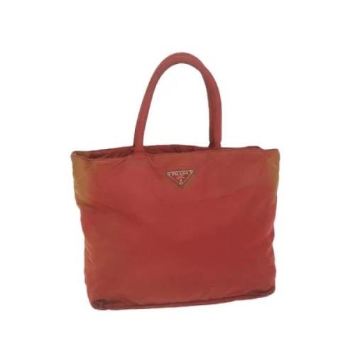 Pre-owned Nylon handbags