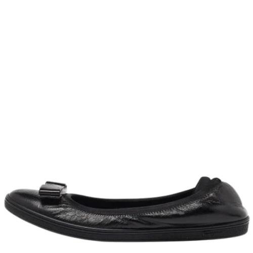 Pre-owned Leather flats