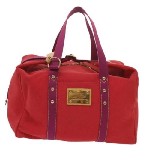 Pre-owned Canvas handbags