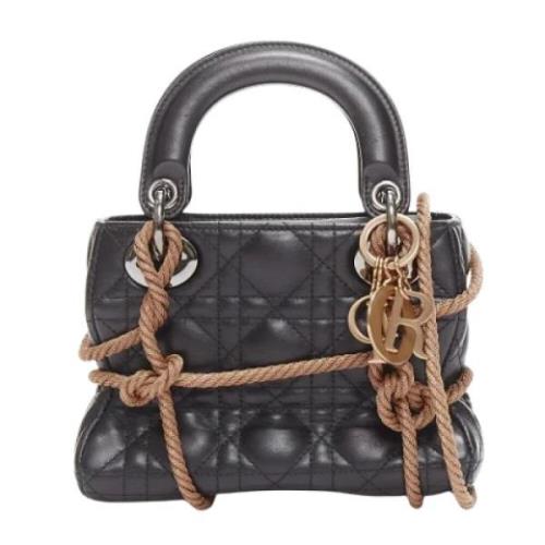 Pre-owned Leather handbags