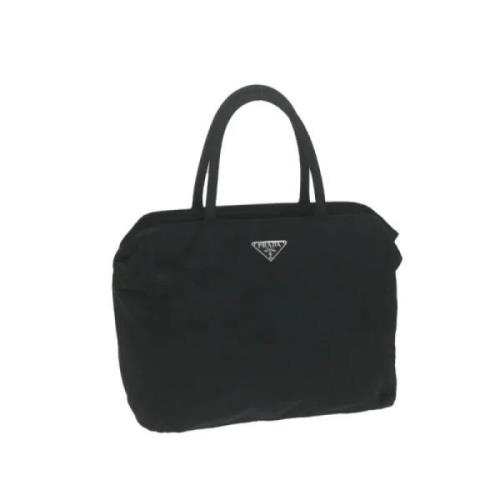 Pre-owned Nylon handbags