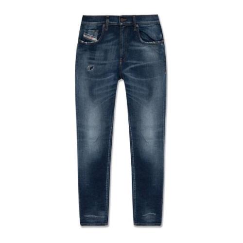 ‘2019 D-Strukt L.32’ jeans