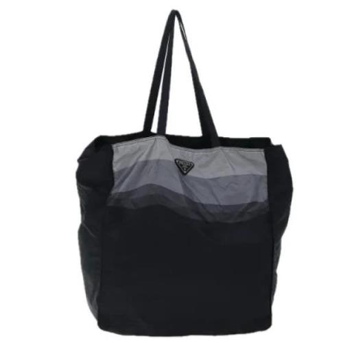 Pre-owned Fabric totes