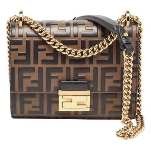 Pre-owned Leather fendi-bags