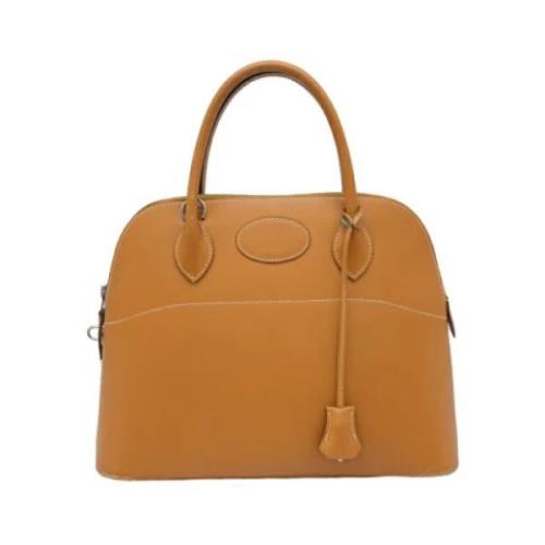 Pre-owned Leather handbags