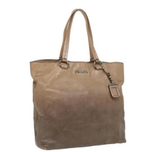 Pre-owned Leather totes