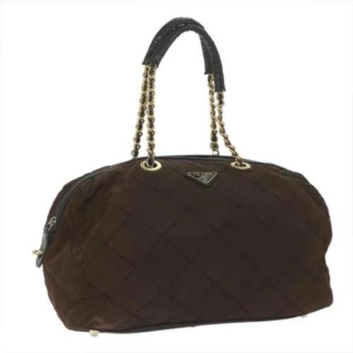 Pre-owned Nylon handbags