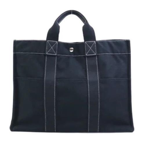 Pre-owned Fabric totes