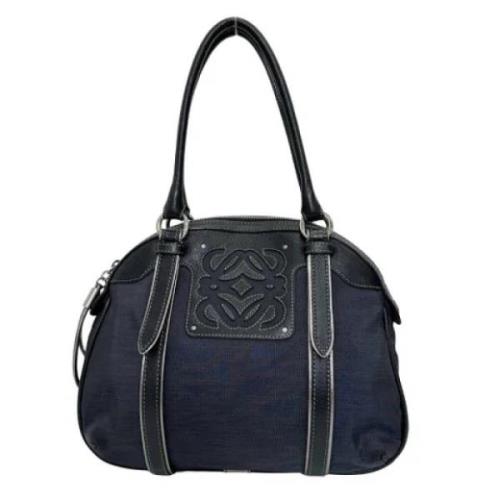 Pre-owned Fabric handbags