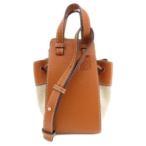 Pre-owned Leather handbags