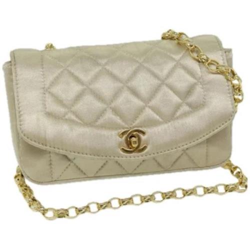 Pre-owned Satin chanel-bags