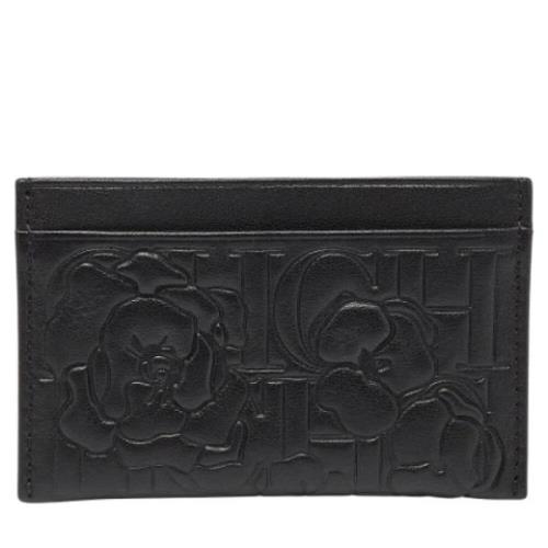 Pre-owned Leather wallets