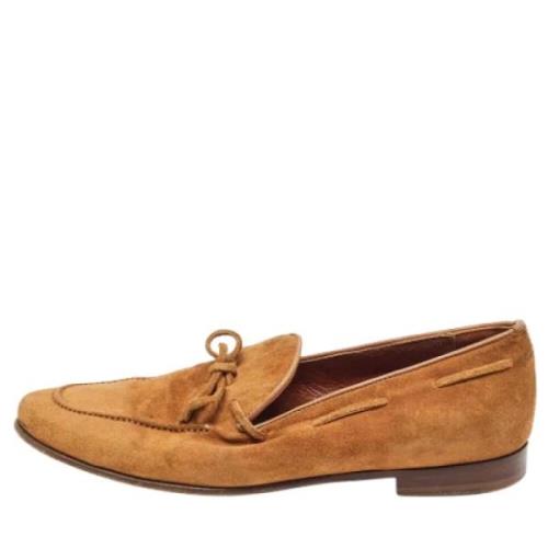 Pre-owned Suede flats