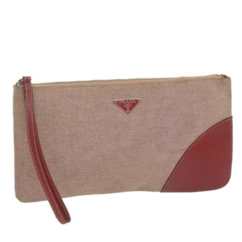 Pre-owned Canvas pouches