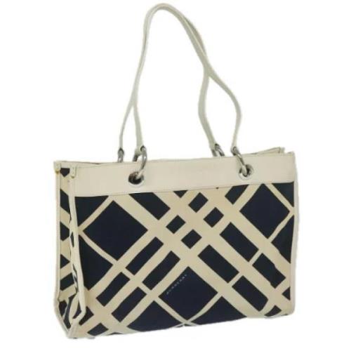 Pre-owned Canvas handbags