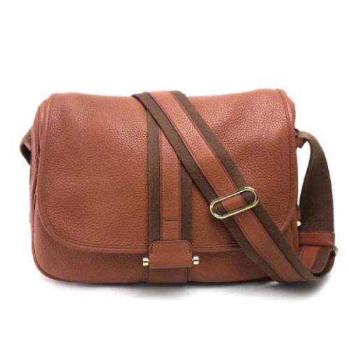 Pre-owned Leather shoulder-bags