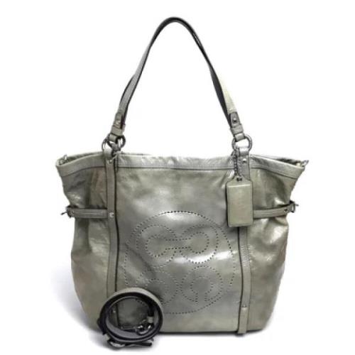 Pre-owned Leather handbags