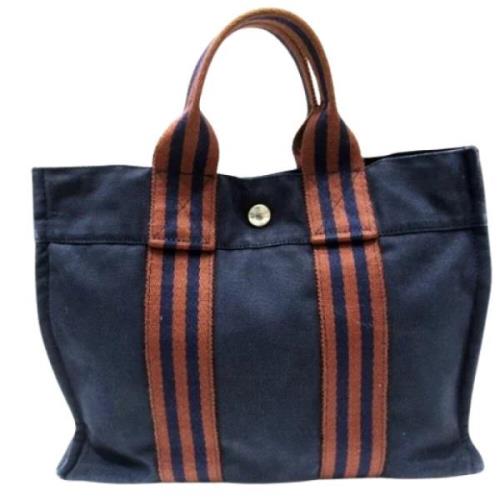 Pre-owned Canvas handbags