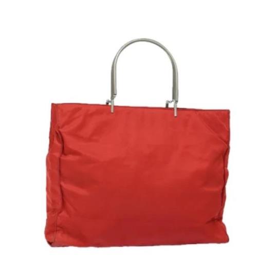 Pre-owned Nylon handbags