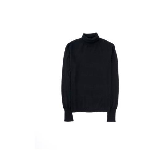 Elegant Ull Turtle Neck Sweater