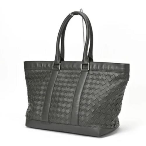 Pre-owned Leather totes