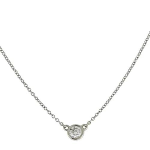 Pre-owned Platinum necklaces