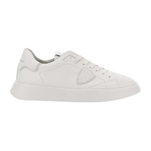 Hvite Sneakers Paris Stil