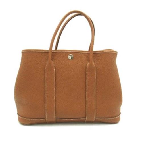 Pre-owned Leather handbags