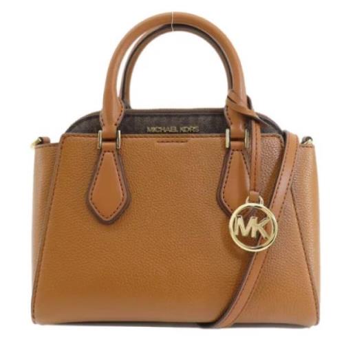 Pre-owned Leather handbags