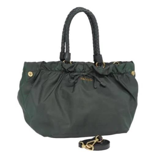 Pre-owned Nylon handbags