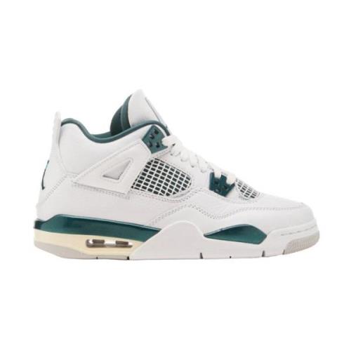 Air Jordan 4 Retro Sneakers