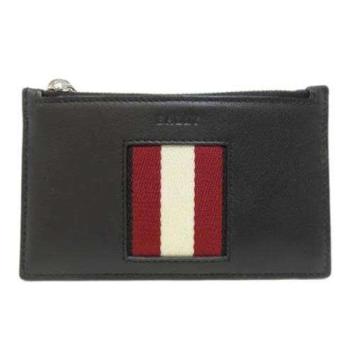 Pre-owned Leather wallets